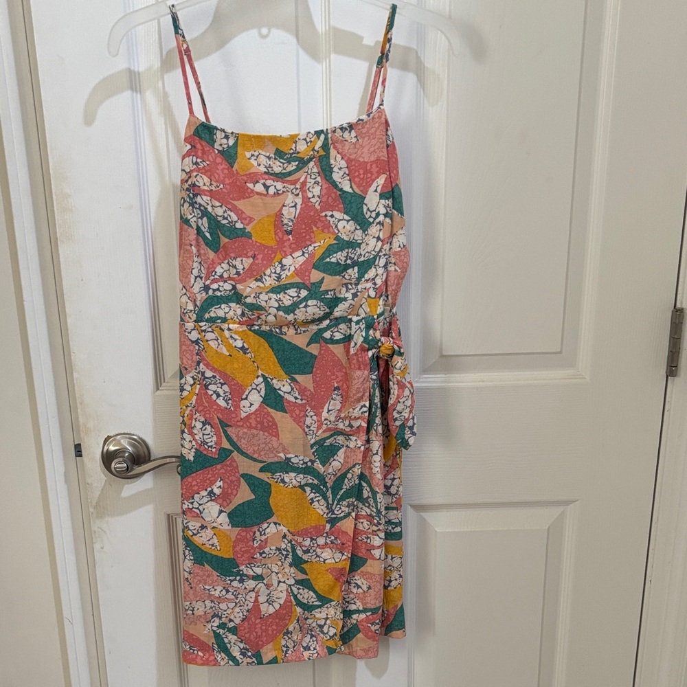 Nine West Coral Leaf Print Spaghetti Strap Mini Dress